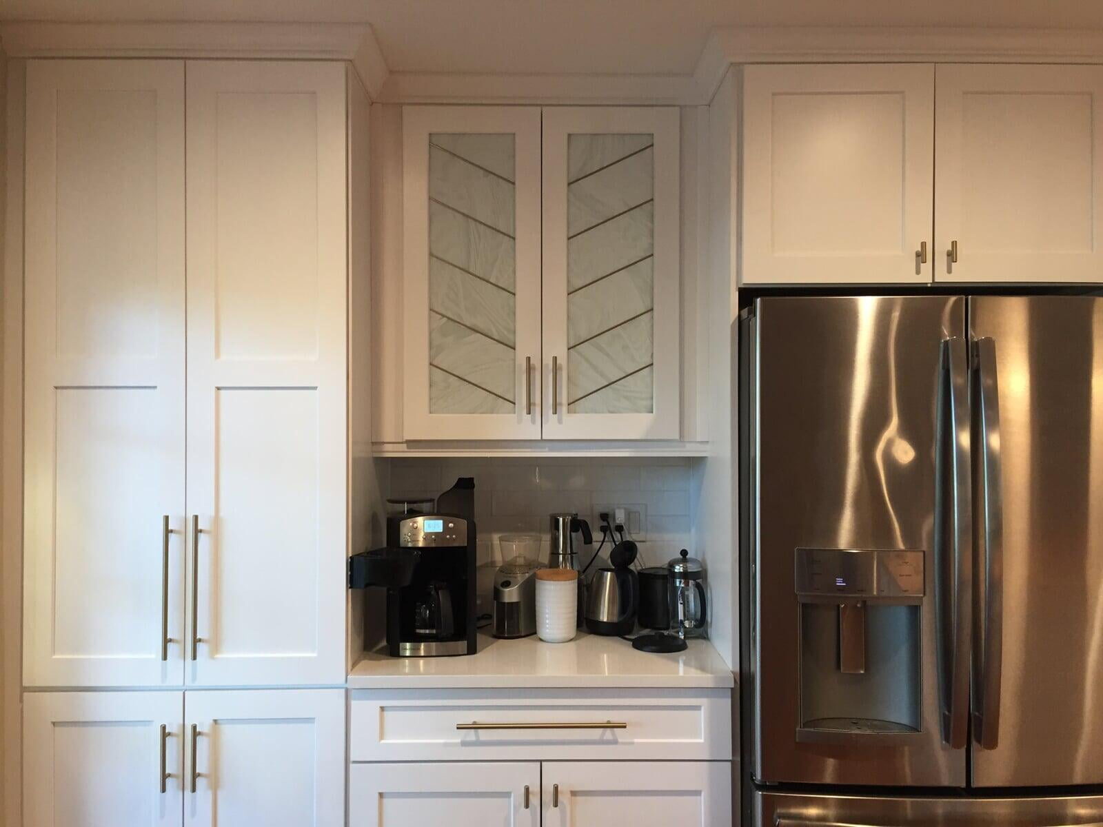 Guide to Choose the Best Glass Inserts for Kitchen Inspired