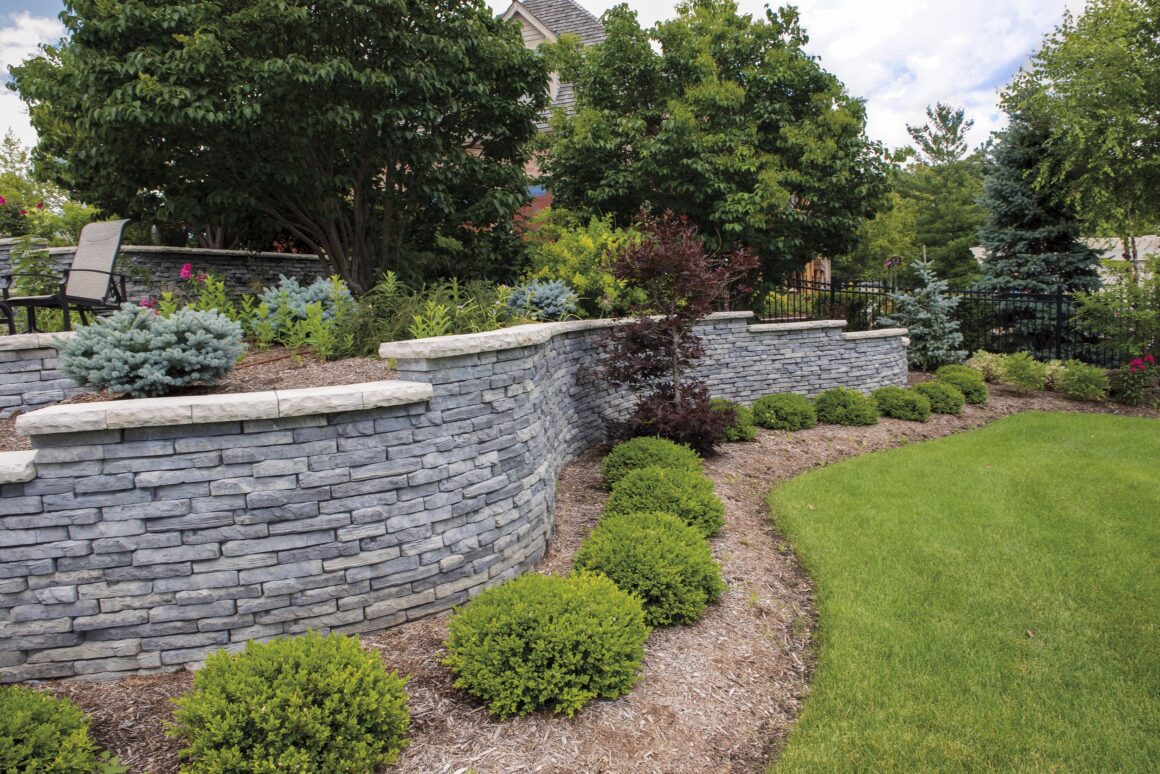 Advantages for Retaining Walls in Landscaping