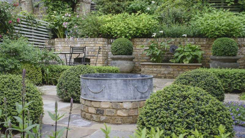 Inspiring Examples of Limestone Walls in Diverse Garden Settings