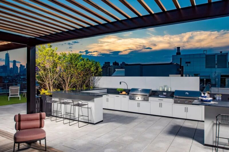 outdoor kitchen with good lighting