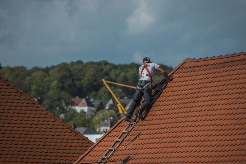 Sagging roof deck